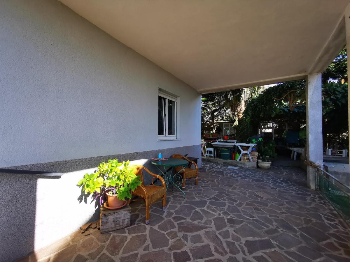 רייקה Anita Studio Apartment With Terrace מראה חיצוני תמונה