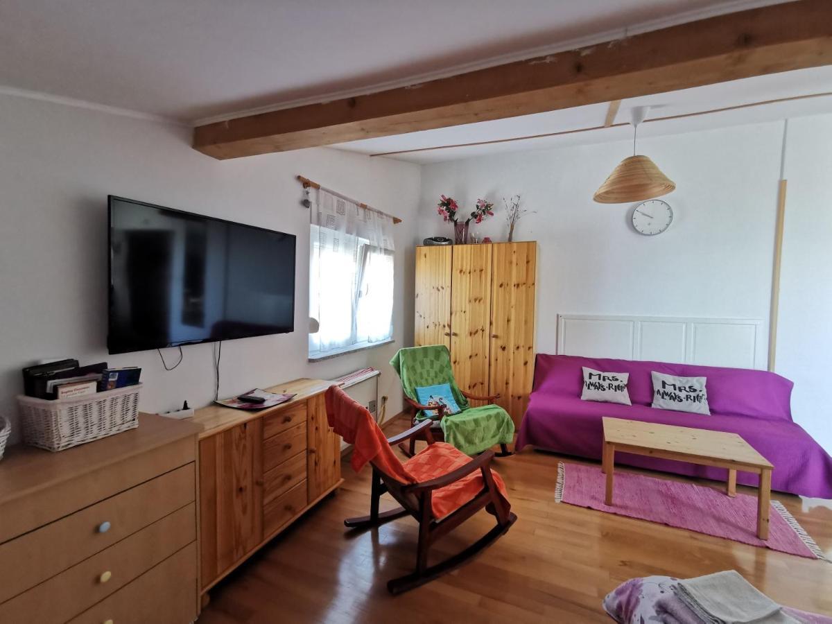 רייקה Anita Studio Apartment With Terrace מראה חיצוני תמונה